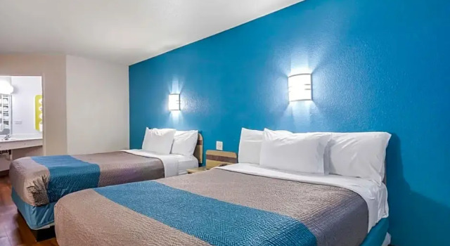 Четырёхместный люкс Motel 6 New Braunfels