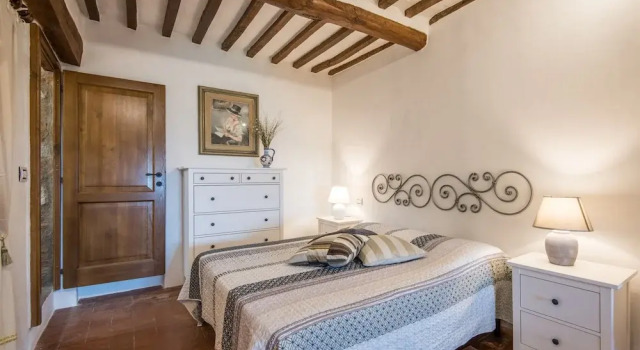 Apartment in the Heart of Radicondoli With Views Over the Hills and Wi-fi, Buchen Sie Ferienwohnung Hotels in Elsa-Tal mit Parkplatz, Parkplätze