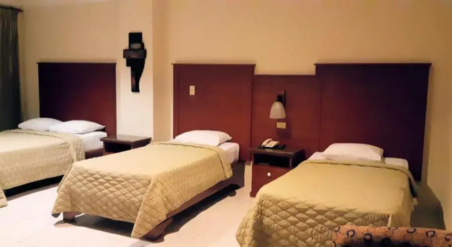 Standardní Čtyřlůžkový pokoj Hotel Castilla