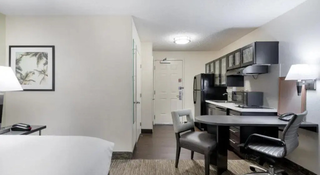 Двухместный номер Standard Candlewood Suites Lake Mary by IHG