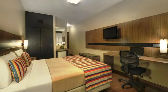 Hotel Deville Express Guaíra