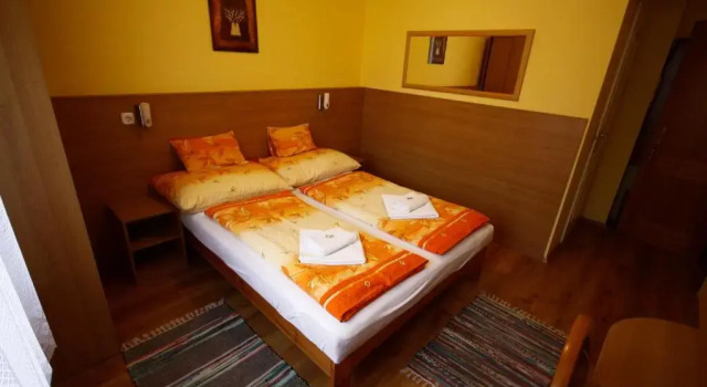 Parti Panzió, Reserva ahora Hotel Hoteles en Transdanubia Central con piscina, Piscina