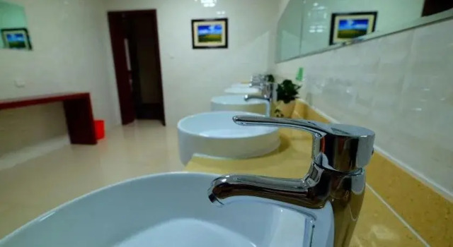 The Silk Road Travelers Hostel, Varaa Hostelli Zhangye Gansu
