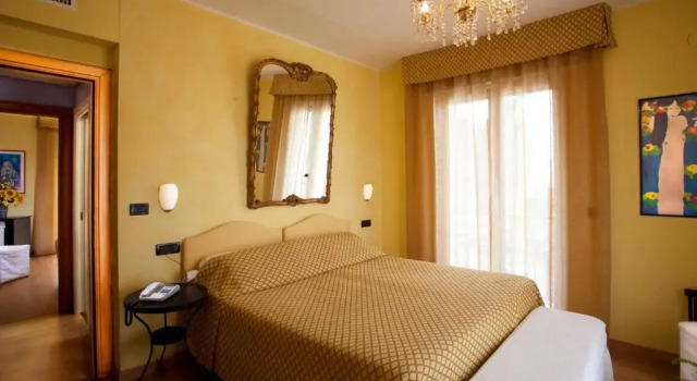 Люкс Hotel Jasmin