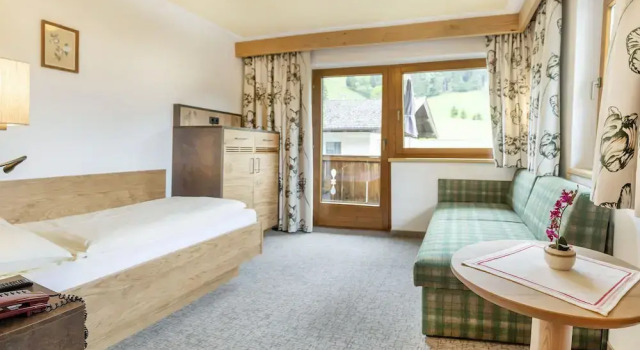Номер Comfort Landhotel Tirolerhof - Wildschönau - PREMIUM Card im Sommer