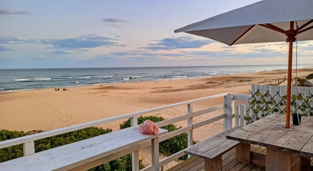Апартаменты Beached House on Golden Sanddunes