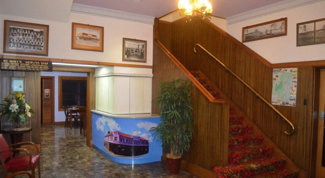 Moruya Monarch Hotel, Забронировать Мотель Отели Моруя 3 звезды, рядом с Фермерский рынок SAGE Моруи, 3*
