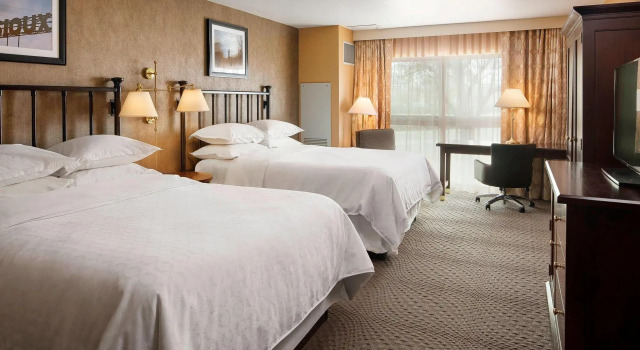 Четырёхместный номер Standard Sheraton Sioux Falls Hotel & Convention Center