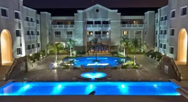 Номер Standard Howard Johnson Hotel & Casino