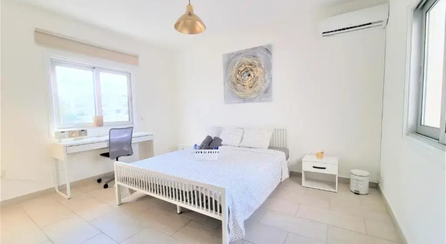 Spacious Lightflooded 2BR Apt / Near Center & Harbour
