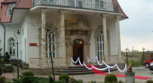 Hotel Garden, Забронировать Отель Болеславец Нижнесилезское воеводство