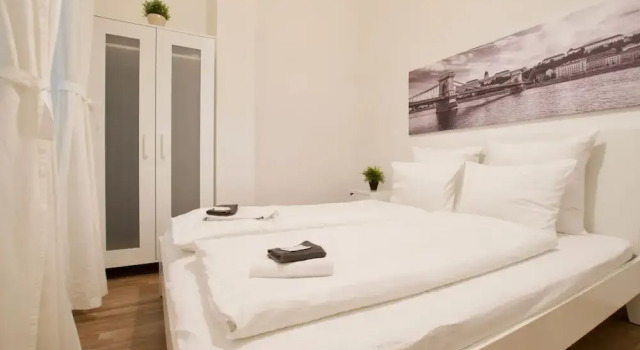 Standard Apartment by Hi5 - Erzsébet blv 29, Buchen Sie Ferienwohnung 07. Erzsébetváros 