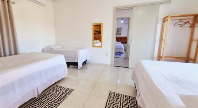 Casa de 4 suítes com piscina e área gourmet em Porto Seguro - Casa dos Ipês, Забронировать Отель Отели Порту-Сегуру с бассейном, Бассейн