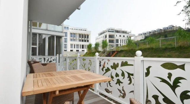Villa "Johanna" F593 - Appt 13 mit Kamin und zwei Balkonen