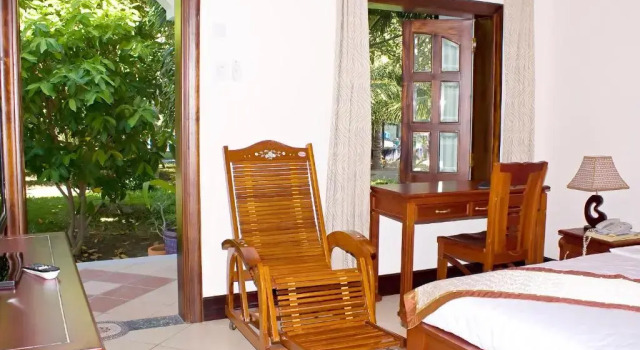 Полулюкс Gold Rooster Resort