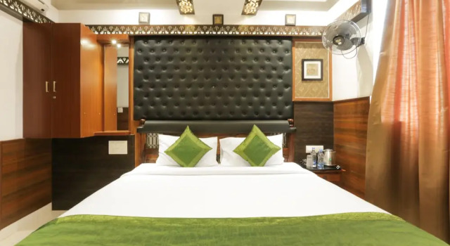 Номер Standard Hotel Dvaraka Inn