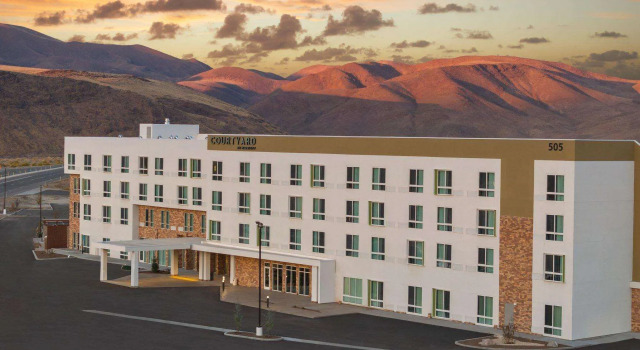 Courtyard Reno Sparks, Buchen Sie Hotel Clark Nevada