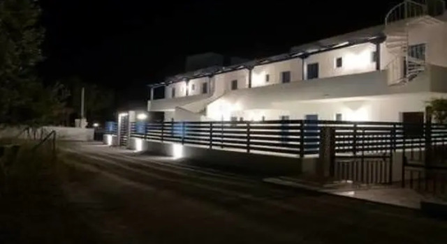 Dedes Studios, Rezerwuj Hotel Hotele w Saronic Islands z parkingiem, Parking