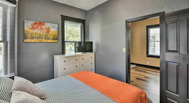Downtown DeLand Home: Walk to Stetson University, Book Hotel DeLand Florida