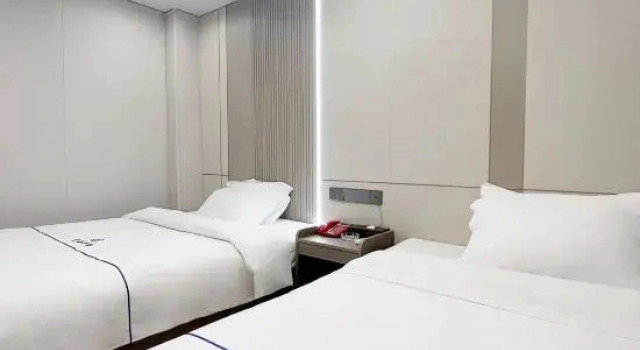 Семейный люкс с видом на реку Yunhai Hostel
