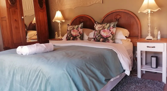 Hawklee Country House