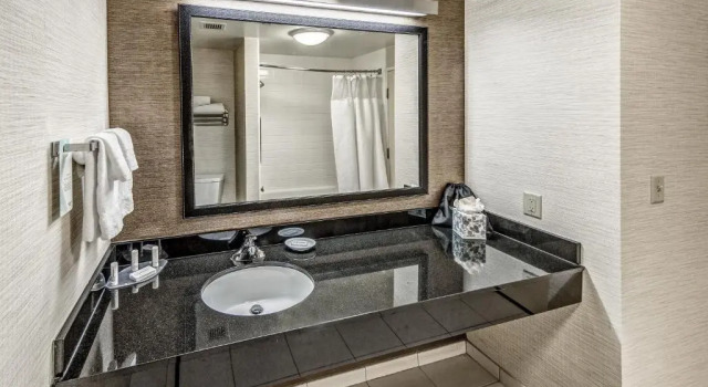Номер Standard Fairfield Inn and Suites by Marriott Austin Northwest/The Domain Area