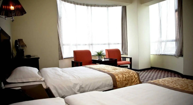 Liuzhou Orient Hotel, Prenota Hotel Liuzhou Guangxi