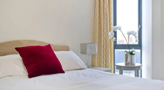 Bright 2 bed Flat With Terrace, 4 Mins From Tube, Забронировать Отель Отели Англии 3 звезды, 3*