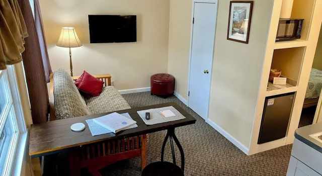 Полулюкс c 1 комнатой с видом на реку Mt Liberty Cabins and Motel