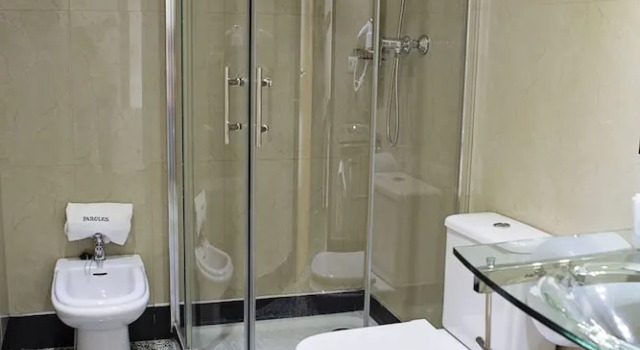 Номер Economy Hotel de Los Faroles