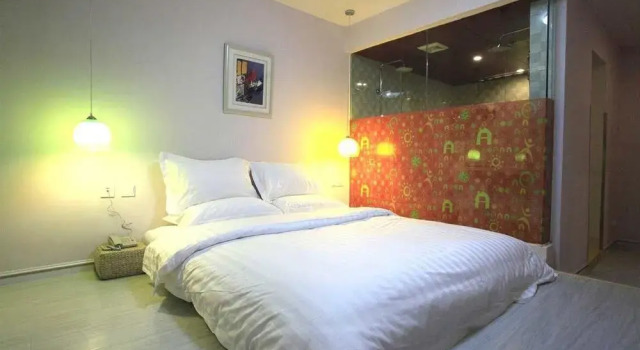 Traveler's Home Xiba Road Branch, Boek Hotel Hotels in Yunnan met parkeren, Parkeren