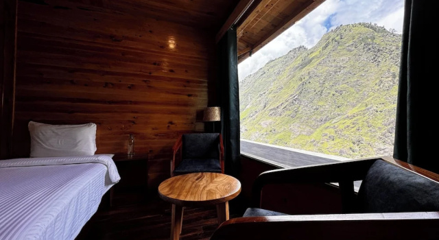 Номер Luxury Blue Poppy Premier