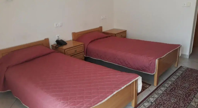 Hotel Kastro, Rezervați Hotel Hoteluri în Kozani Prefecture cu parcare, Parcare