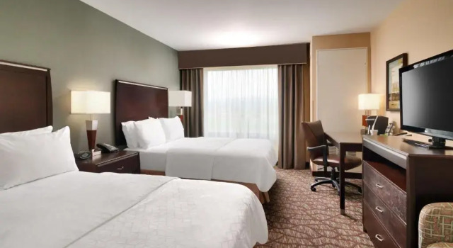 Четырёхместный номер Standard Holiday Inn Express Hotel & Suites Butte by IHG