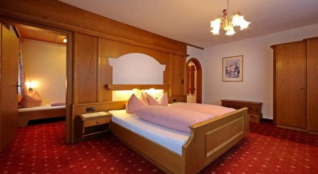 hin&weg das Aparthotel, Book Hotel Ried im Zillertal Zillertal