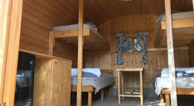 Eco-wooden Houses Camping Montaña Roja, Book Campground Hotels in Tenerife with Parking, Parking