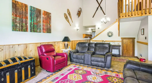 4 Mi to Hot Springs: Pagosa Springs Condo