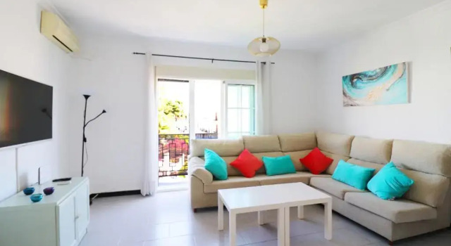Apartment Cantarero Spainsunrentals 1196, Забронировать Апартаменты/квартира Апартаменты Нерха, рядом с Церковь Эль-Сальвадор, Апартаменты/квартира