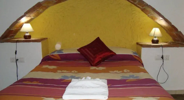 Cuevas Hammam Abuelo Jose, Reservar Hotel Guadix Granada