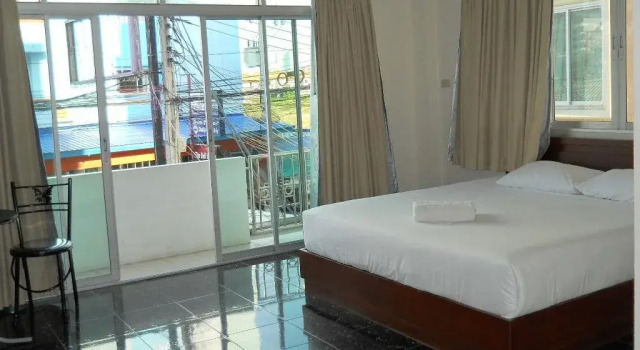 B-13 Motel, Забронировать Мотель Мотели Паттайя, рядом с Пляж Паттайя, Мотель