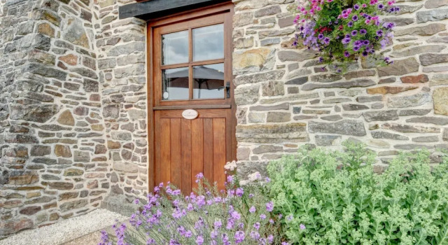 Lovely Apartment in Converted, Stone Barn Located in Tiverton, Varaa Huoneisto Asunnot kohteessa Merseyside, Huoneisto