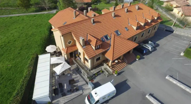 Hotel Rincón de Antón, Забронировать Отель Отели Валь-де-Сан-Висенте с парковкой, Парковка