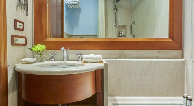 Номер Luxury с видом на море Grand Resort Lagonissi