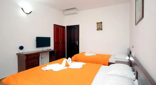 Студия Apartmani More