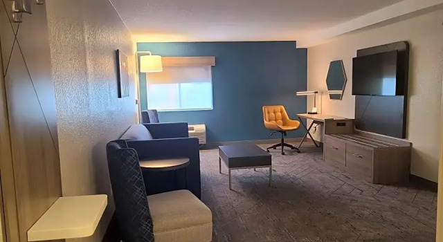 Люкс c 1 комнатой Holiday Inn Express Fort Lauderdale North - Executive Airport by IHG