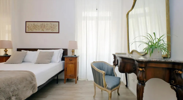 Treasurerome Opera Trevi Green Suite 2BR, Забронировать Апартаменты/квартира Треви Рим, рядом с Посольство США в Риме