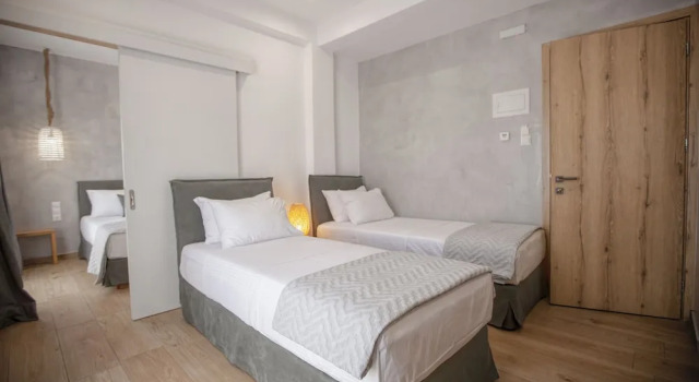 Семейный номер Standard с балконом и с видом на горы Oikia Guesthouse Meteora