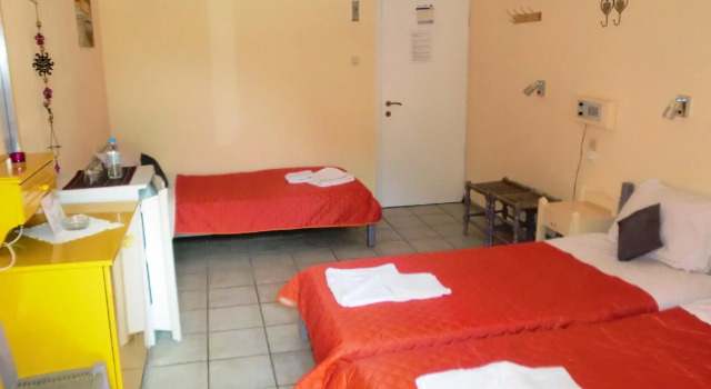 Трёхместный номер Standard Hotel Neos Matala