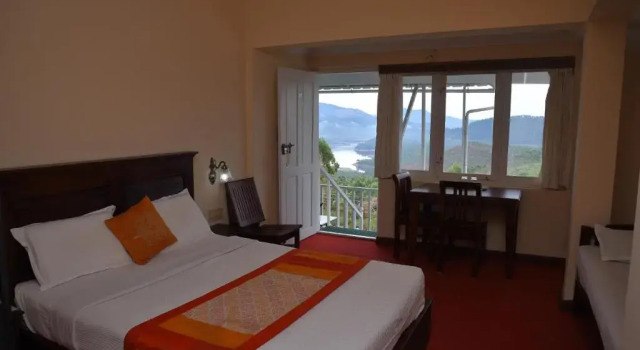 Трёхместный номер Standard с видом на озеро Lakezone Holiday Resort