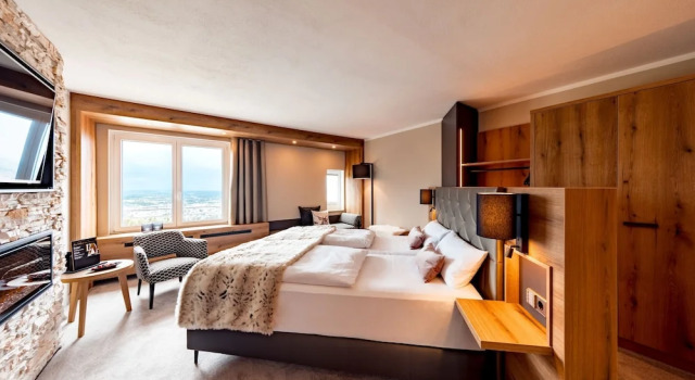 Двухместный номер Deluxe с красивым видом из окна Burghotel Staufeneck